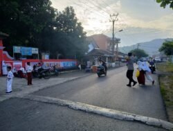 Personel Polsek Sajira Polres Lebak Gelar Kegiatan Strong Point untuk Wujudkan Pelayanan Polri kepada Masyarakat