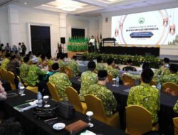 Teken MoU dengan DMI, Menteri Nusron Berkomitmen Tuntaskan Sertipikasi Tanah Wakaf dalam Lima Tahun