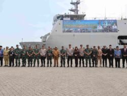 Kapolda Banten dan Gubernur Banten Terima 2.898 Taruna Latsitardanus XLV/2025