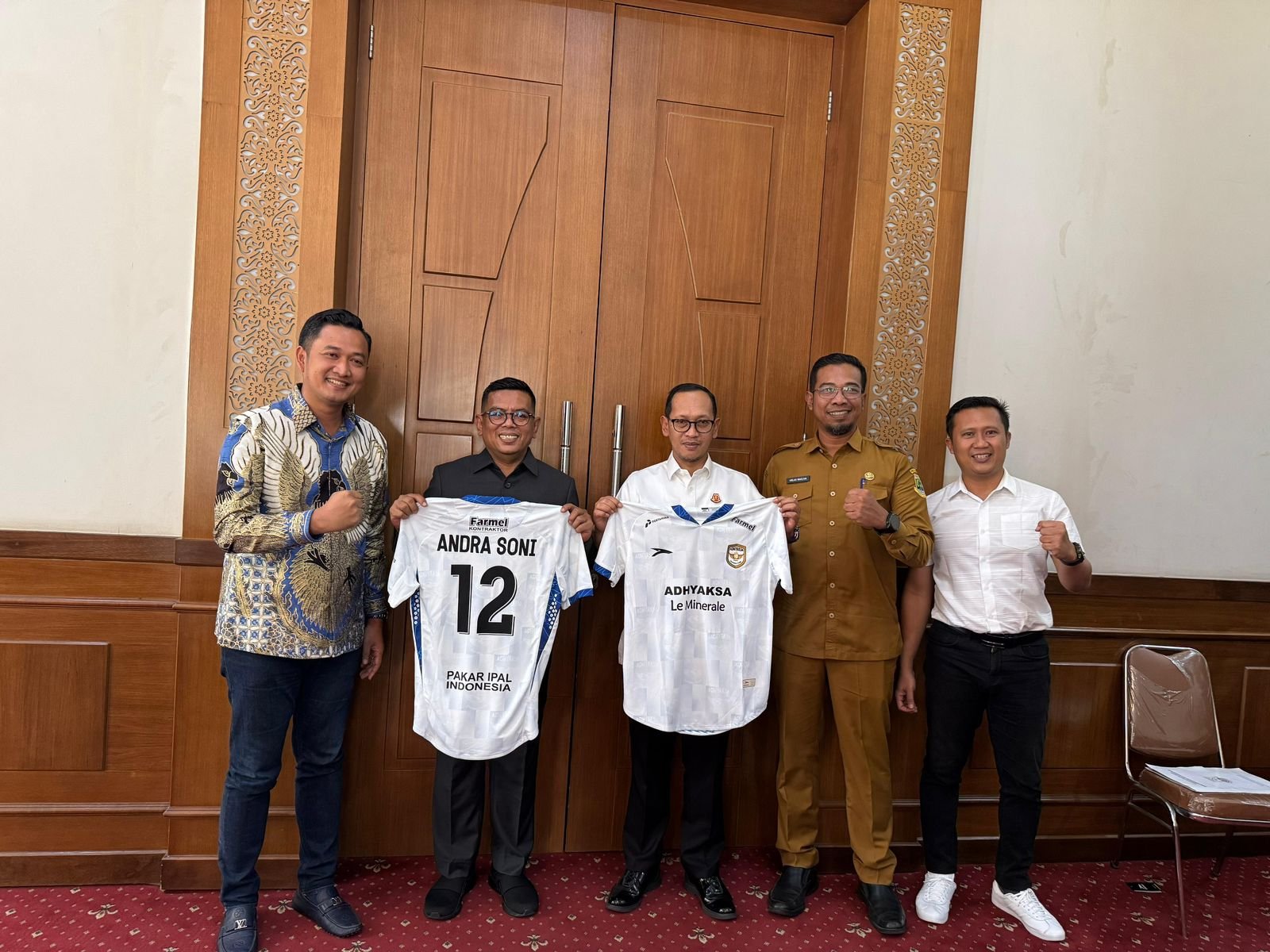 Manajamen Adhyaksa FC Banten Sowan Ke Gubernur, Izin Stadion BIS Jadi Homebase, pada Selasa (03/06/2025).