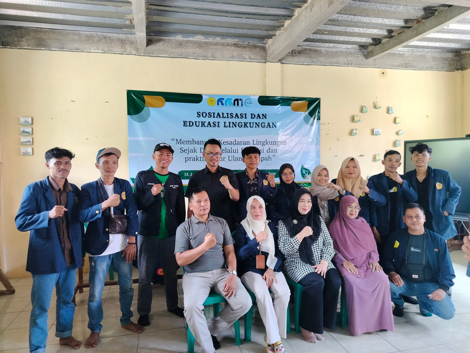 Legislator Sri Widayanti Fraksi PKB Pandeglang berkolaborasi dengan Mahasiswa KKM Kelompok 5 STISIP Banten Raya, pada Sabtu (31/01/2026).