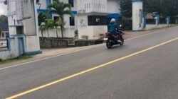 BEM STISIP Banten Raya Kritik Keras Dishub Pandeglang tentang Marka Jalan, pada Rabu (11/03/2026).